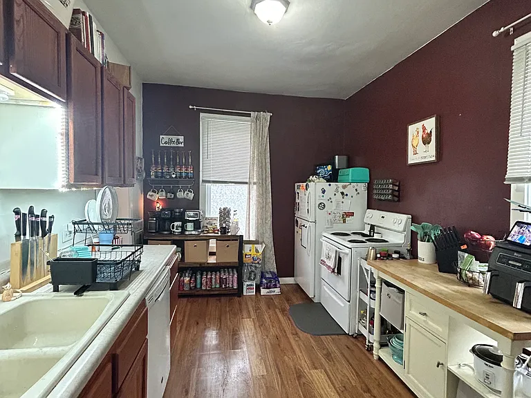 513 Erin St — Photo 8