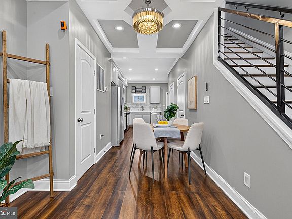 4th image of 1823 E Federal St