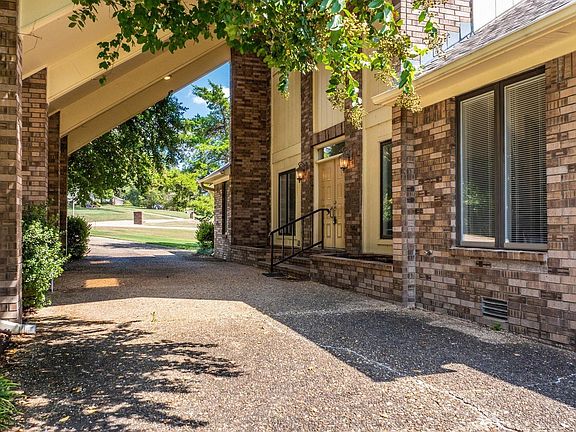 2nd image of 1501 Quail Creek Dr