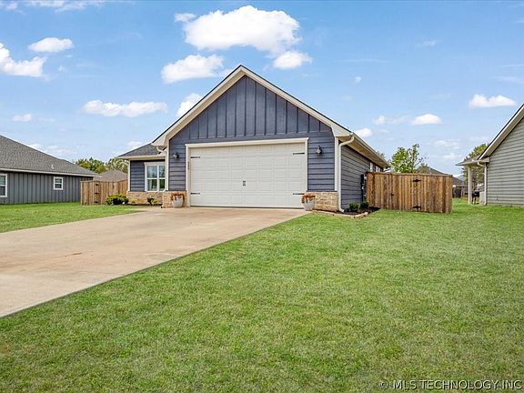 2nd image of 5443 Barn Owl Dr
