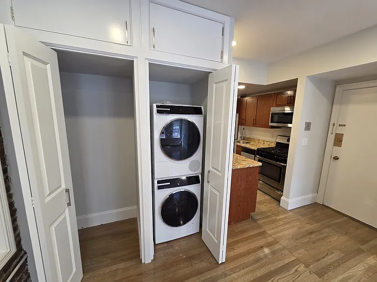 88 W Cedar St #5 — Photo 11
