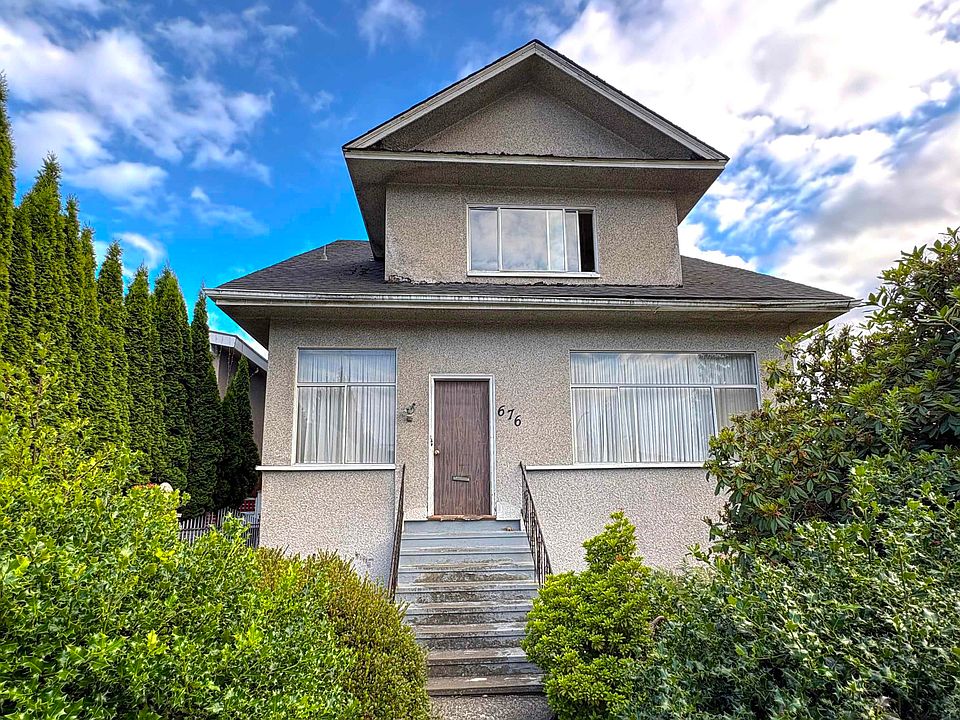 1st image of 676 King Edward Ave E
