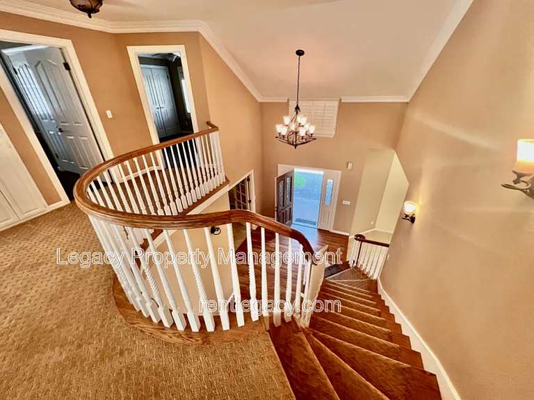 2552 Cotswold Hill Dr — Photo 11