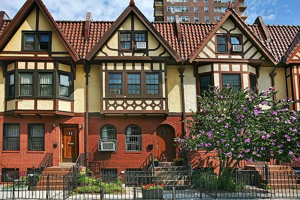 Sold by Corcoran | media 14