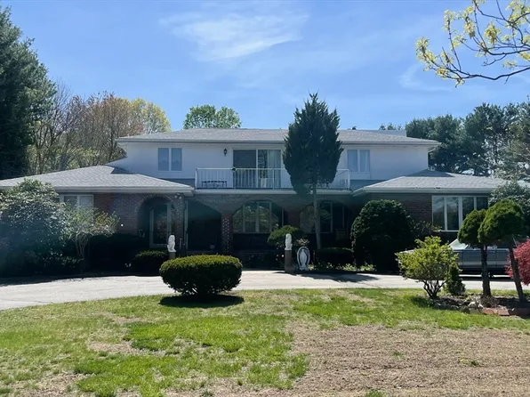 139 Porter St, Westwood, MA 02090