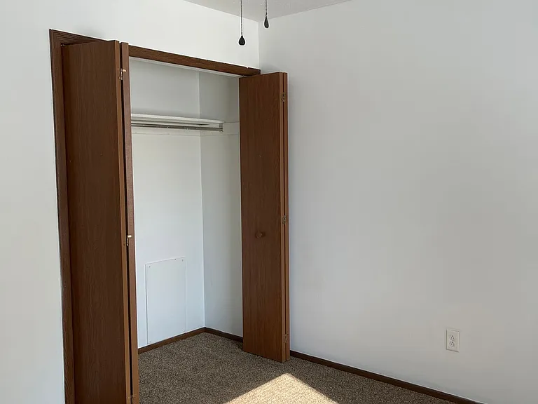 Bank Street Apartments — Photo 8