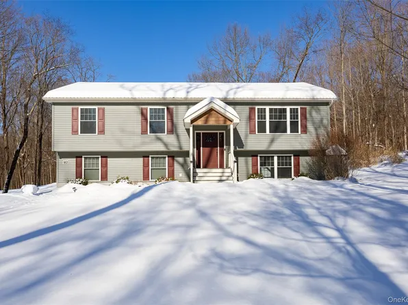 953 Beekman Road, Hopewell Junction, NY 12533