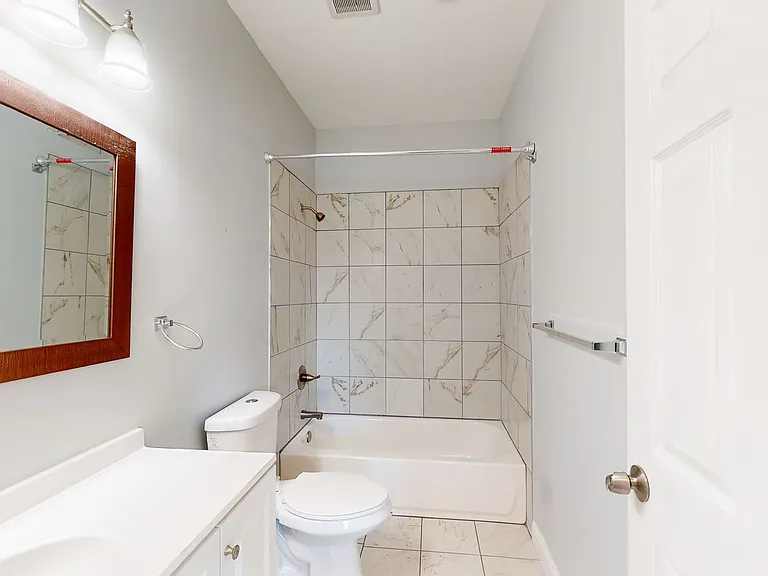 1411-1413 Peralta St — Photo 17