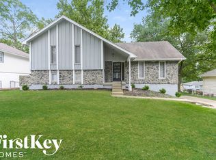 12009 E 56th Ter, Kansas City, MO 64133