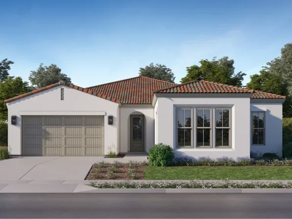 968 Summit Way W, Madera, CA 93636