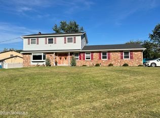 45 Spring Hill Dr, Howell, NJ 07731