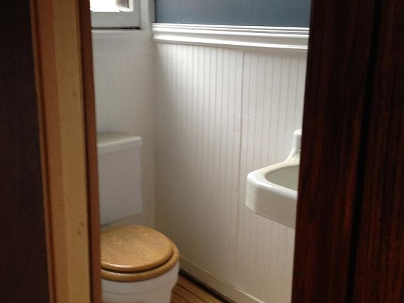 5th image of 7228 N Rogers Ave