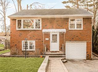 47 Shelburne Rd, Yonkers, NY 10710