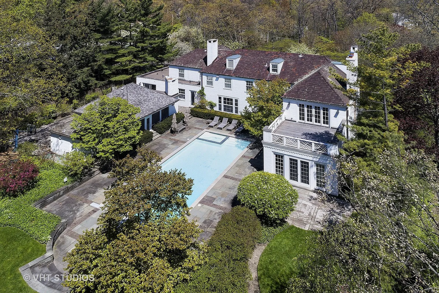 270 Cary Ave photo 1