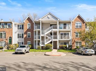 18 Versailles Ct, Hamilton, NJ 08619