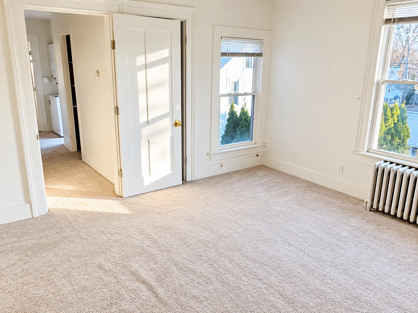2 bed, 1100 sqft, $1,670 — Photo 2