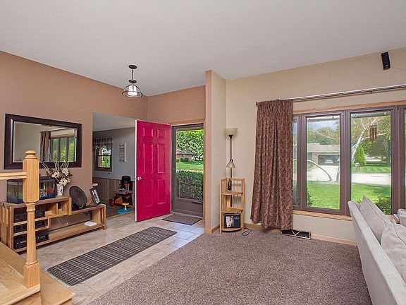 2nd image of 51899 Miller Dr
