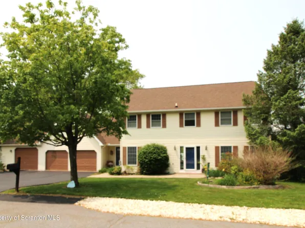 107 Upland Ter, Waverly Township, PA 18411