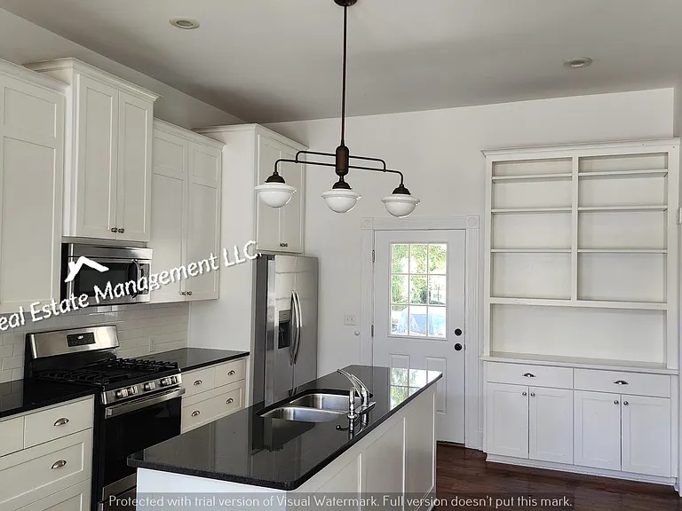 1100 N Montgomery Ave — Photo 20
