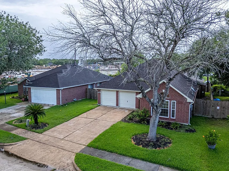 3503 Riverside Dr — Photo 3