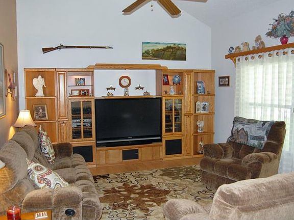 5th image of 2609 Witley Ave