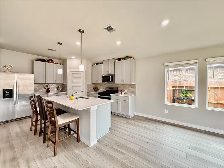 6415 Brazos Trail Dr — Photo 27