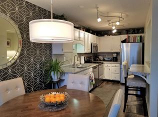 2517 Geranium Ave E, Maplewood, MN 55119