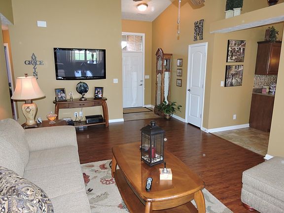 4th image of 4964 Marble Dr