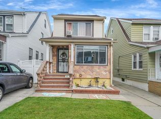 8817 215th St, Queens Village, NY 11427