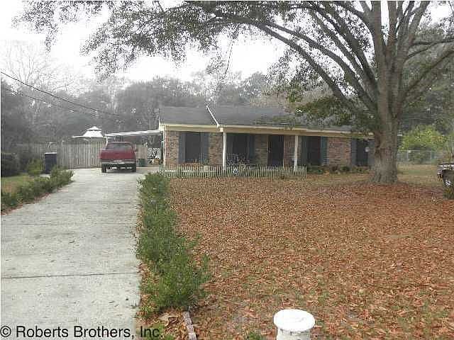 2nd image of 5078 Hibiscus Cir