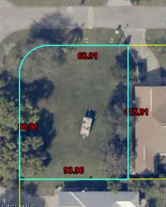 2nd image of 485 Holly Ave