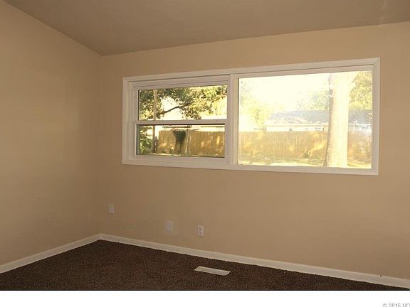 5th image of 1210 N Cherokee Ave