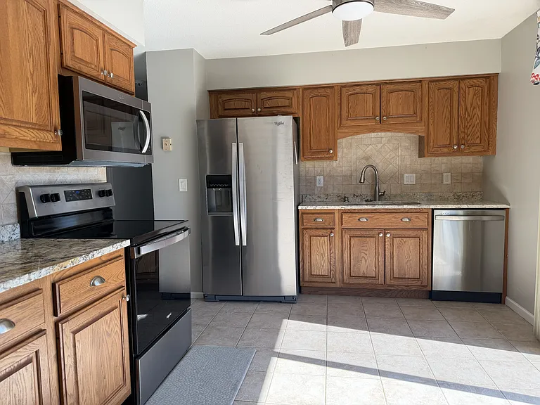 Kitchen 1