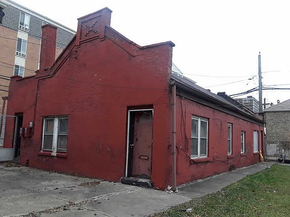 4th image of 7444 S Blackstone Ave