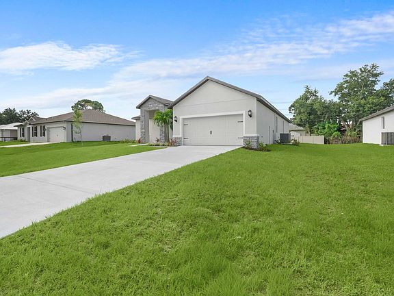 3rd image of 3782 SW Kaiser Street