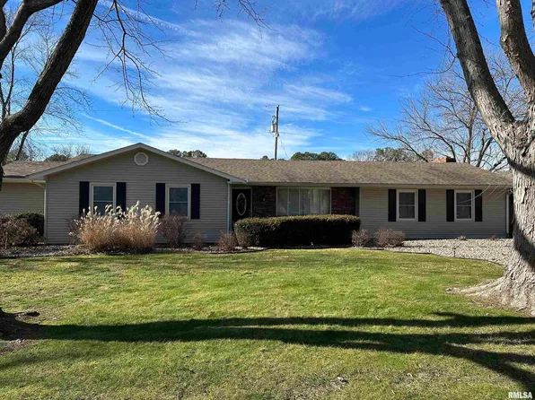 65 Country Acres Rd, Eldorado, IL 62930