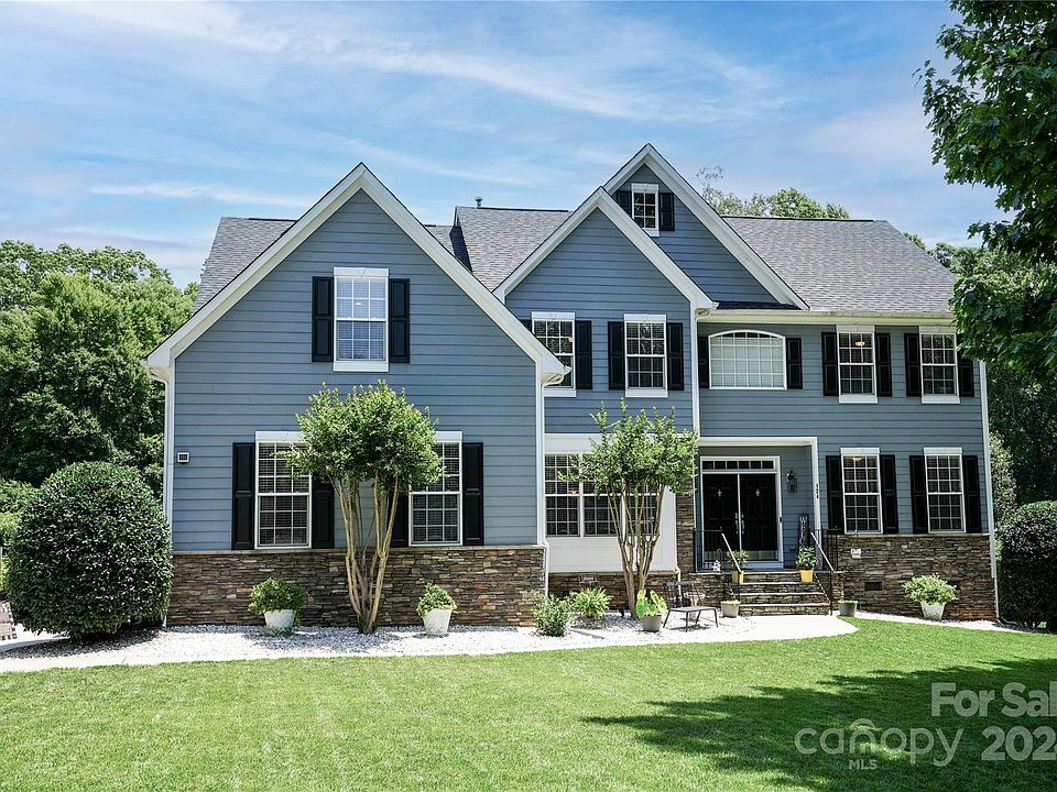 1st image of 124 Preserve Way