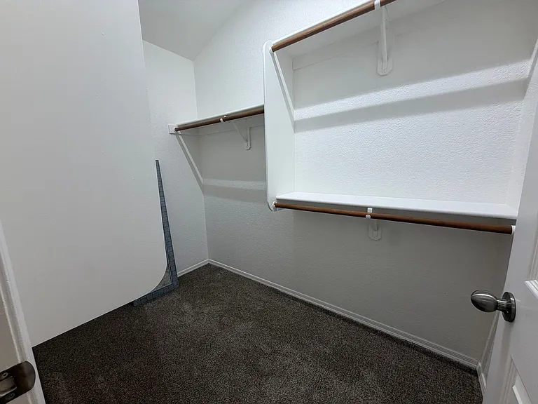 2911 Country Club Dr — Photo 31
