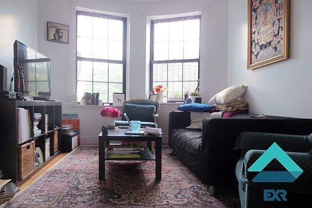 1st image of 469 Park Pl #2FLI