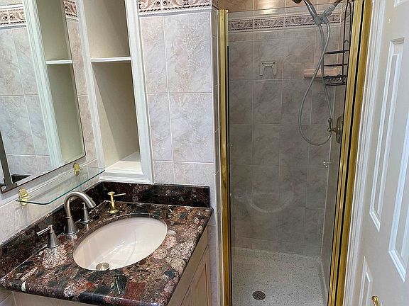 2nd image of 1783 Eucalyptus Dr