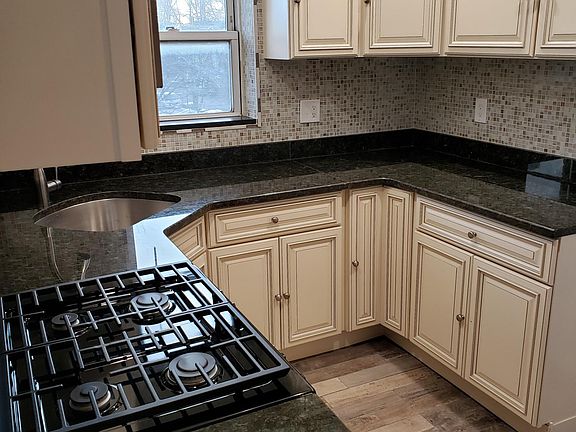 3rd image of 2573 W 15th St APT 3