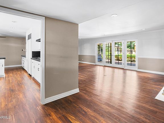 4th image of 126 E NORTHVIEW Avenue