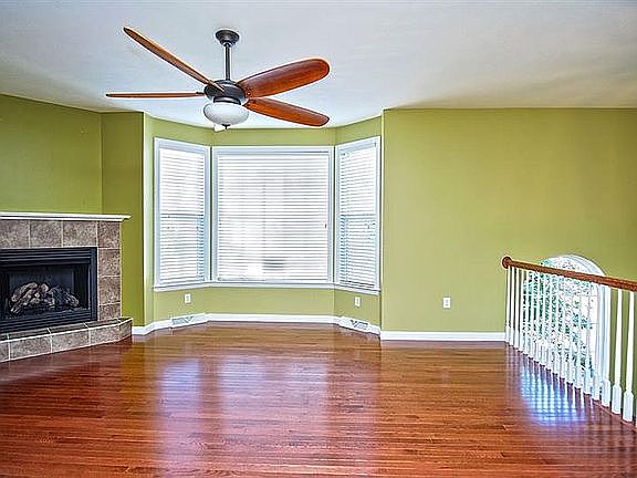 5th image of 10534 Timber Edge Dr