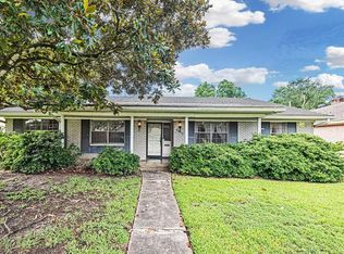 5915 Valkeith Dr, Houston, TX 77096