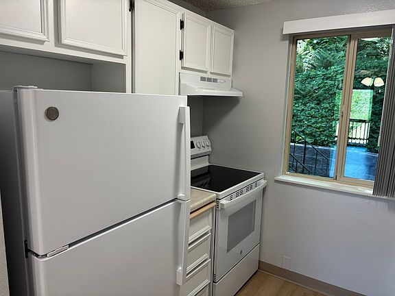 5th image of 3516 SW Beaverton Hillsdale Hwy #3516