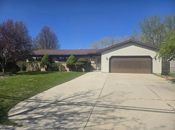 3914 Menasha AVENUE, Manitowoc, WI 54220