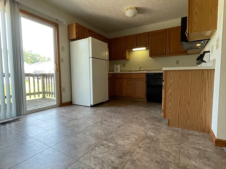 720 Johnson Hill Rd #720 — Photo 5