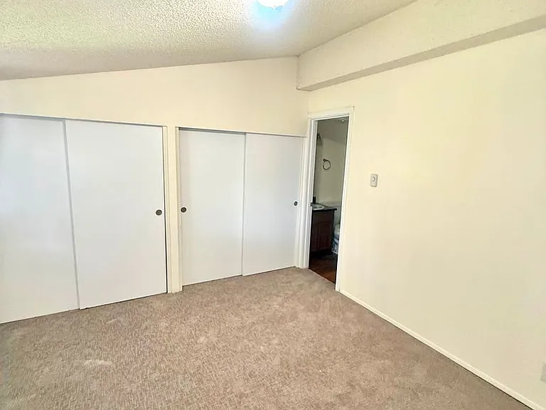 4259 8th Ave NE #3 — Photo 18