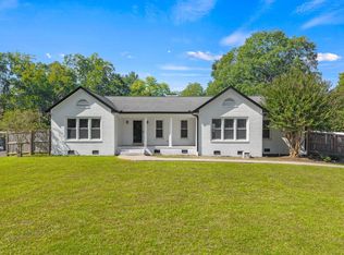 211 N Catherine St, Pickens, SC 29671