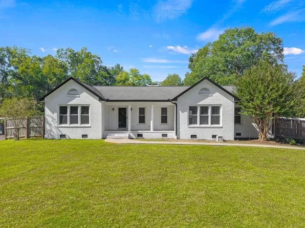 211 N Catherine St, Pickens, SC 29671